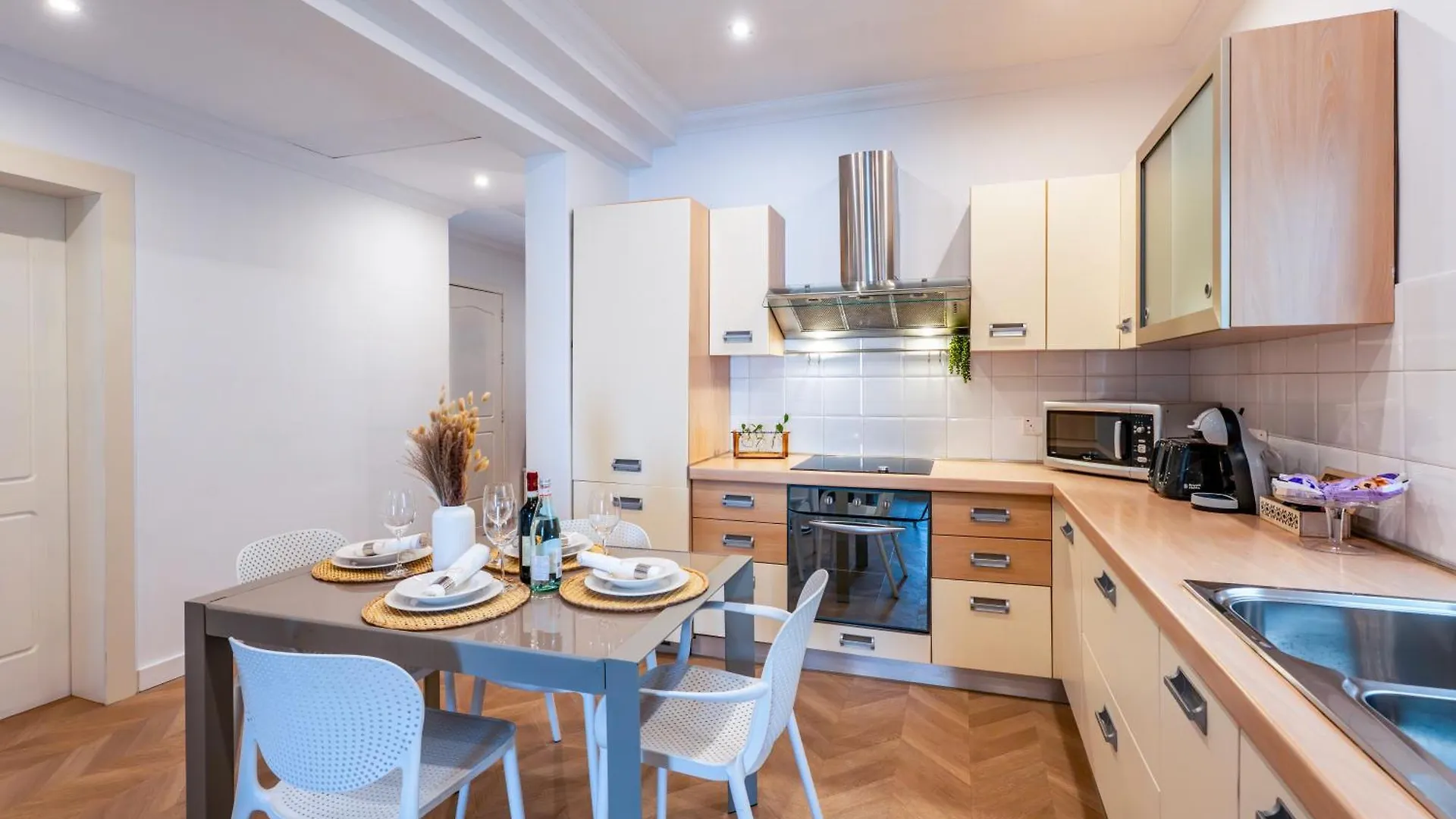 Prime Location 3Br Apartment With Stunning View By Arcobnb Sliema